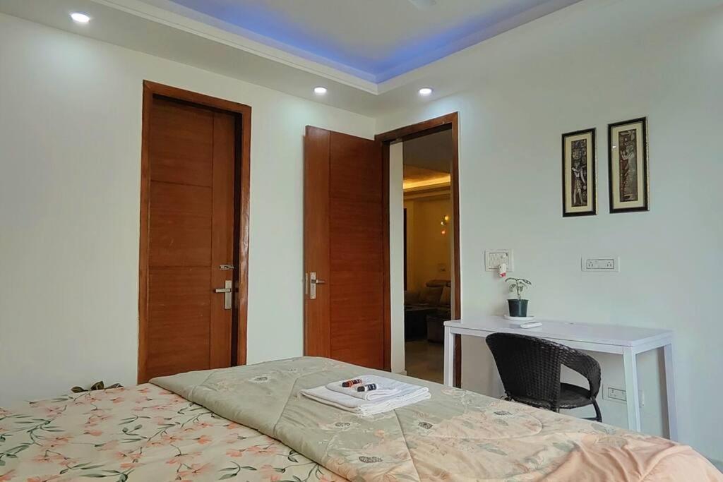 The Unmad Three Premium Rooms, Kitchen, Lobby Apartment *