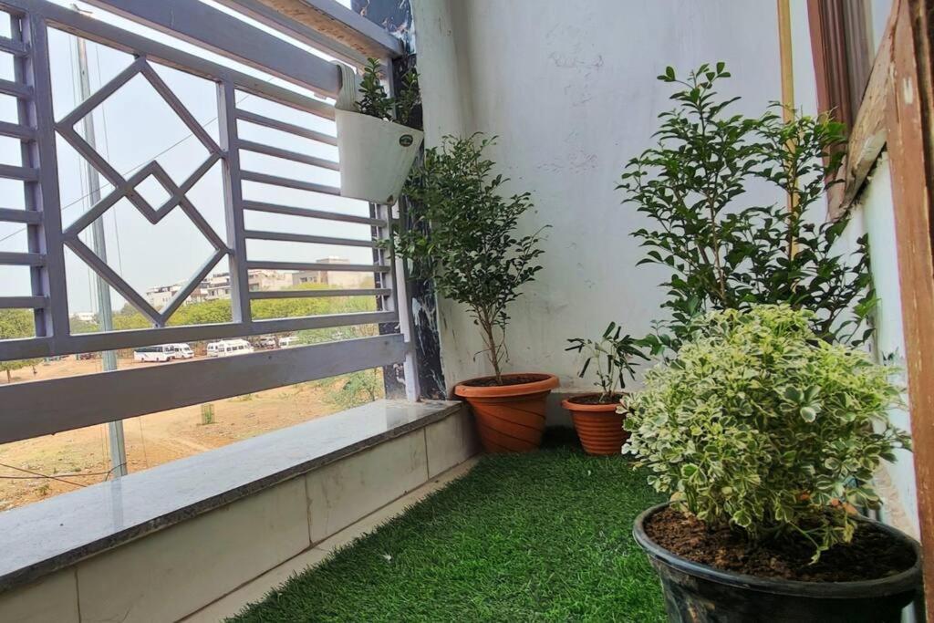 Apartment The Unmad Three Premium Rooms, Kitchen, Lobby New Delhi