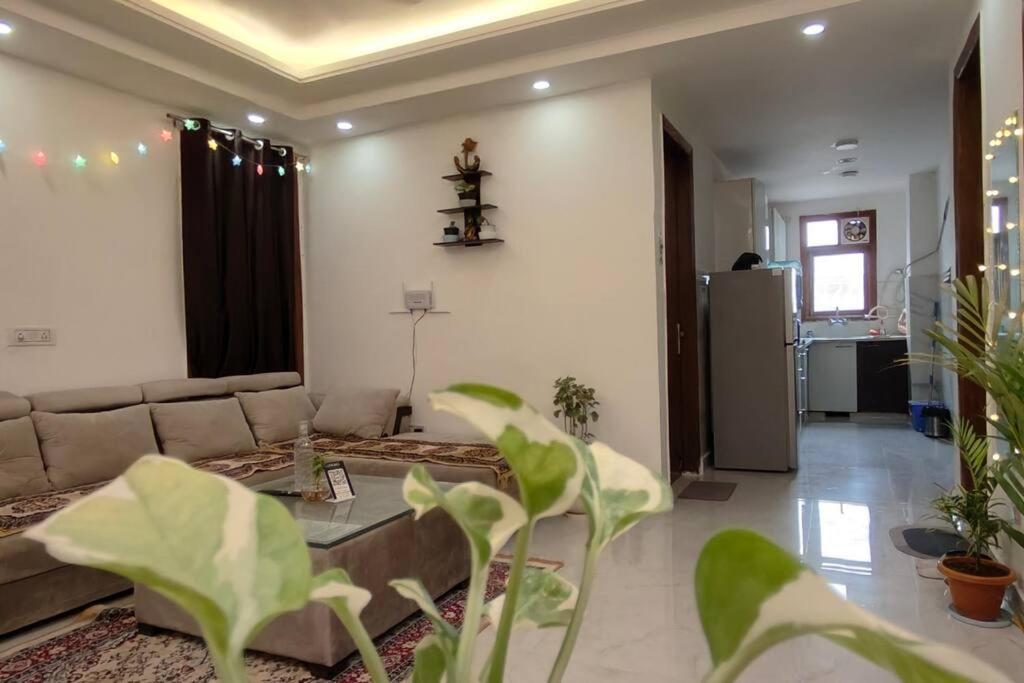 The Unmad Three Premium Rooms, Kitchen, Lobby *